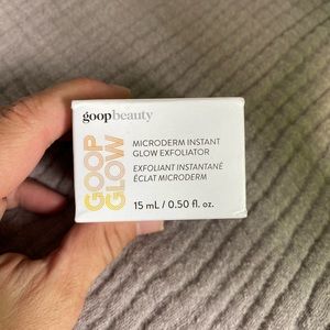 GOOP glow Microderm Exfoliator